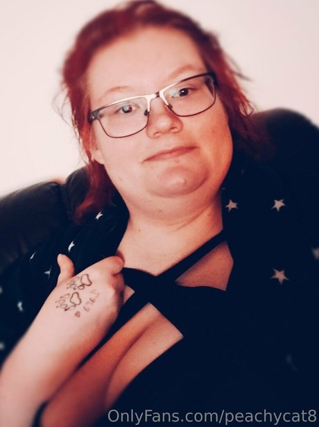 peachycat8 modèle meilleur des photos