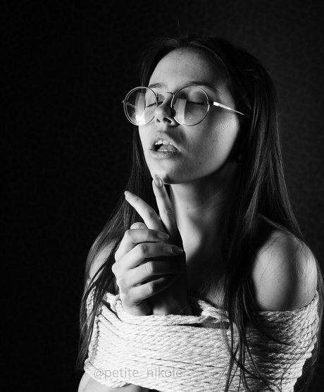 petitenikole belle actrice photos