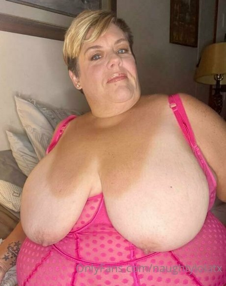 naughtylolatx modèle chaud img