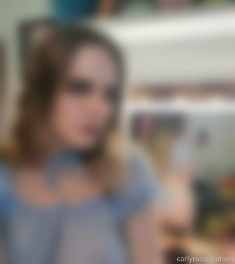 carlyraesummers star du porno nue archive