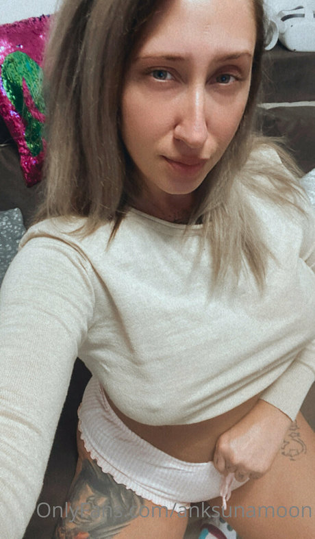 anksunamoon star du porno chaude archive