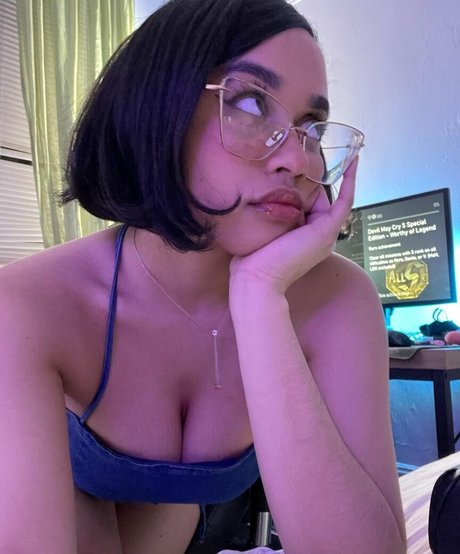 itsqueennovaa belle actrice photos