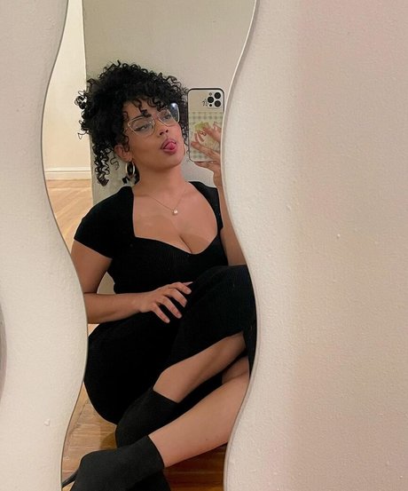 itsqueennovaa étoile de haute qualité photos