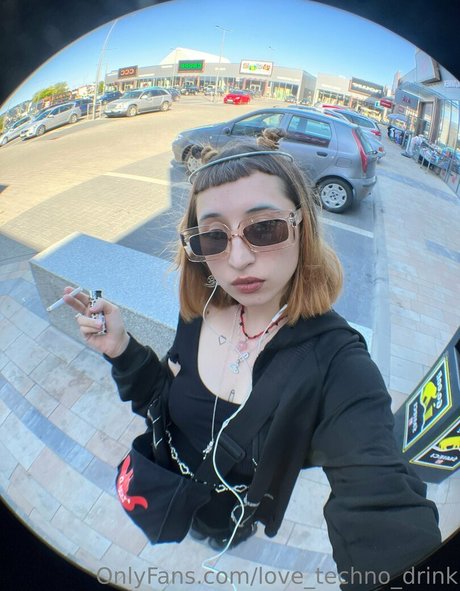 love techno drink star du porno sympa des photos