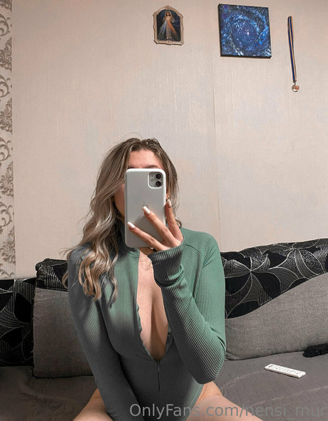 Nensi Mur haut de star du porno images