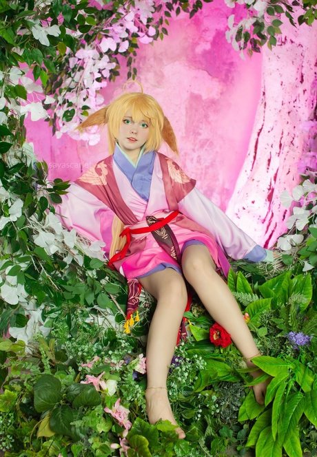 Saya Scarlet star du porno parfaite images