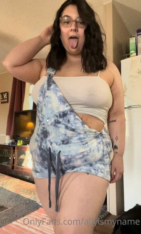 allyismyname actrice de nus images