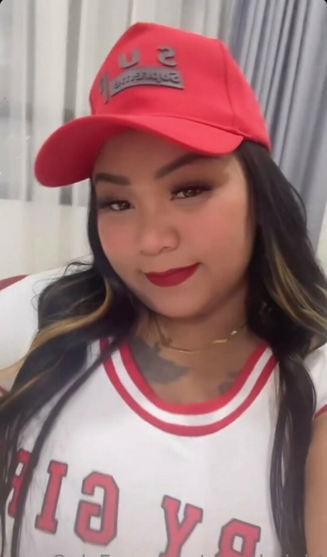 oporthaigirl modèle adulte galeries