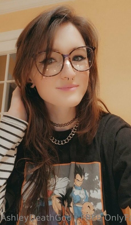 AshleyDeathGod actrice sexy collection