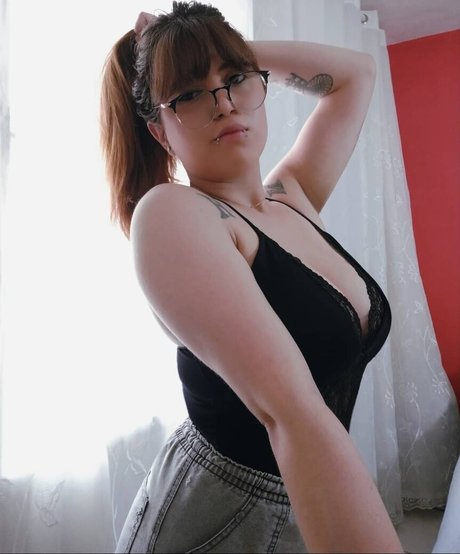 Lais Lisboa star du sexe img