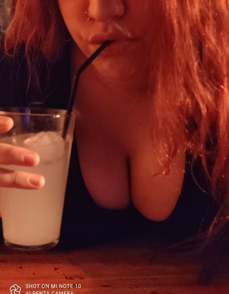 girlonfire12 joli modèle photo