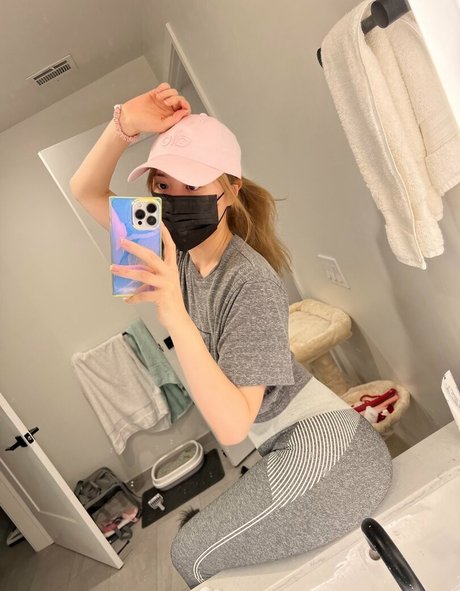 Plushys sexe star image