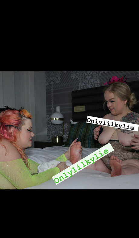 officialkylie jolie star du porno collection