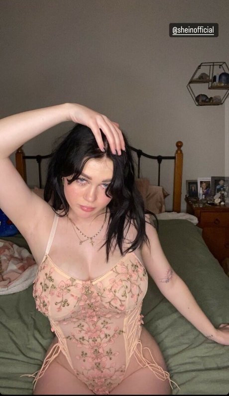 Emily Maye Russ star du porno img