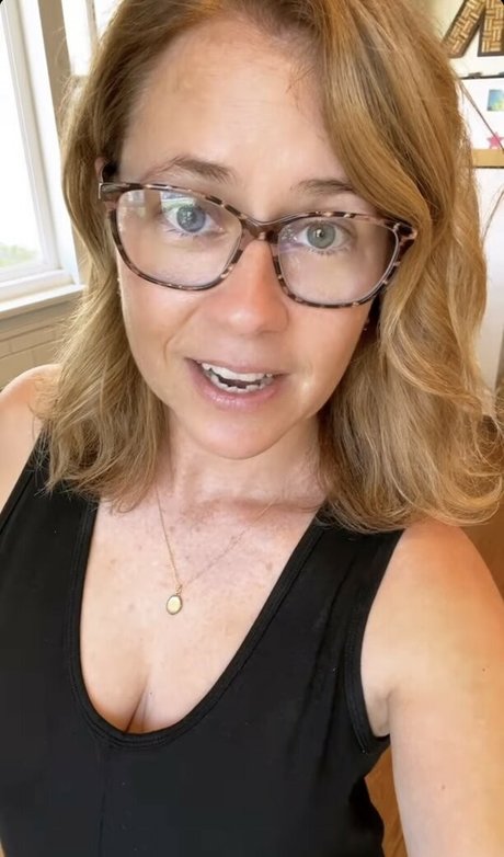 Jenna Fischer nus étoiles photos