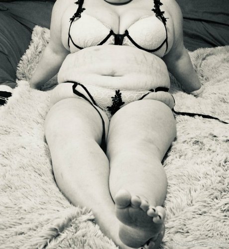 adrianahunnydrip belle actrice galerie