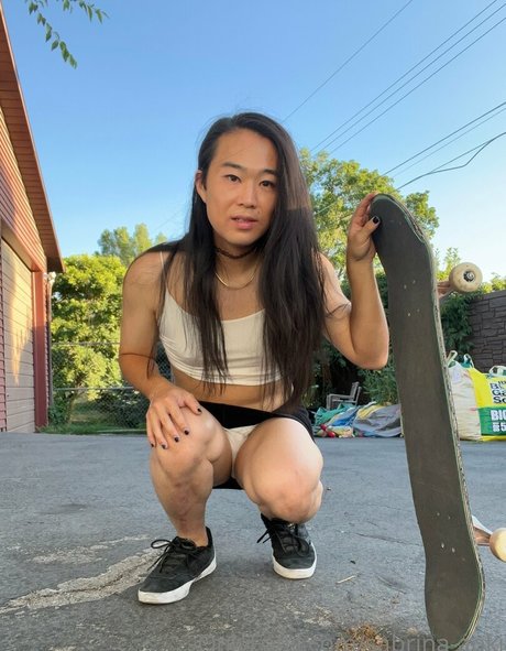 sabrina aoki actrice de nus des photos