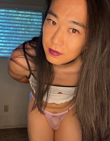 sabrina aoki étoile nue images