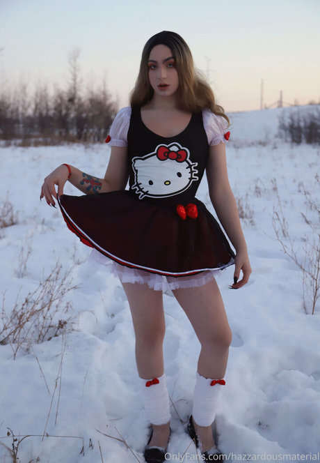 hazzardousmaterial belle actrice galeries