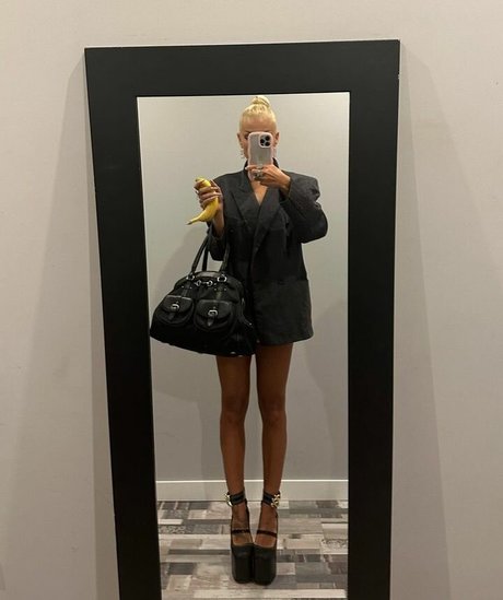 seins gaies onlyfans magnifique parfait img