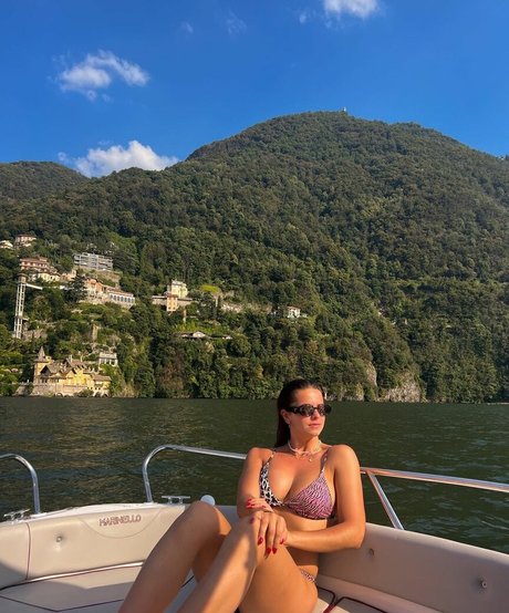 influenceur des médias sociaux onlyfans porno sympa archive