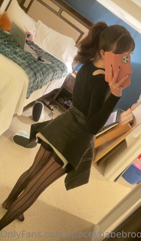 spaceybabebrooke actrice parfaite photos