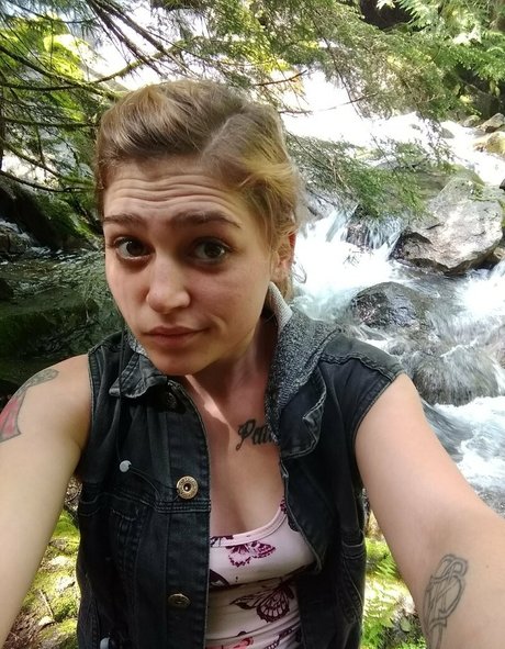 pyxxii actrice libre collection