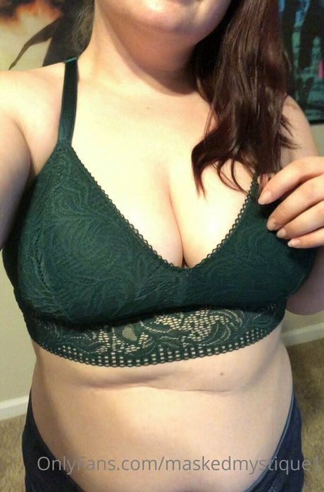 maskedmystique1 actrice sexy collection