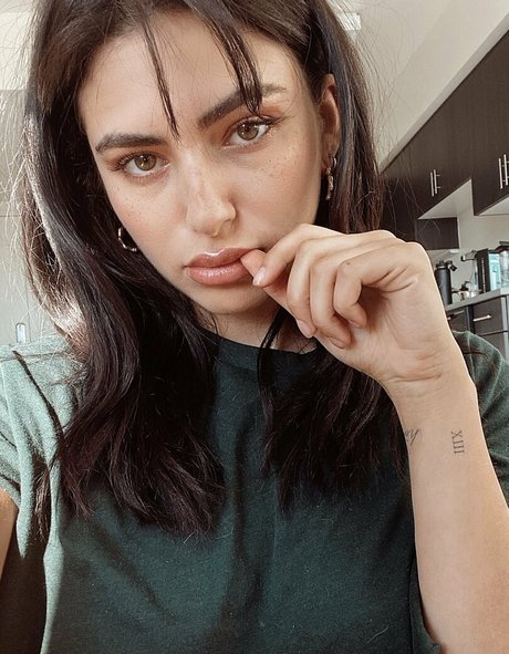 tashlove beau modèle photo