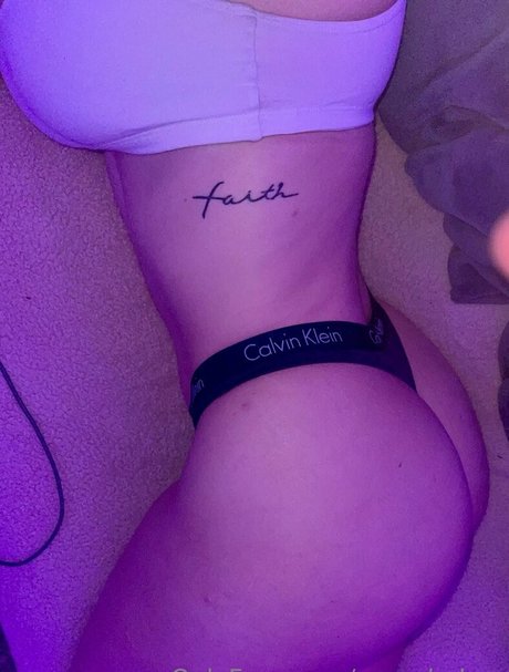 maegbabyy meilleure star du porno photo