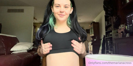 themarianacross star du porno parfaite img