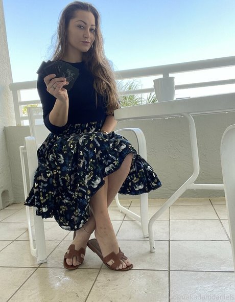 akadanidaniels joli modèle des photos