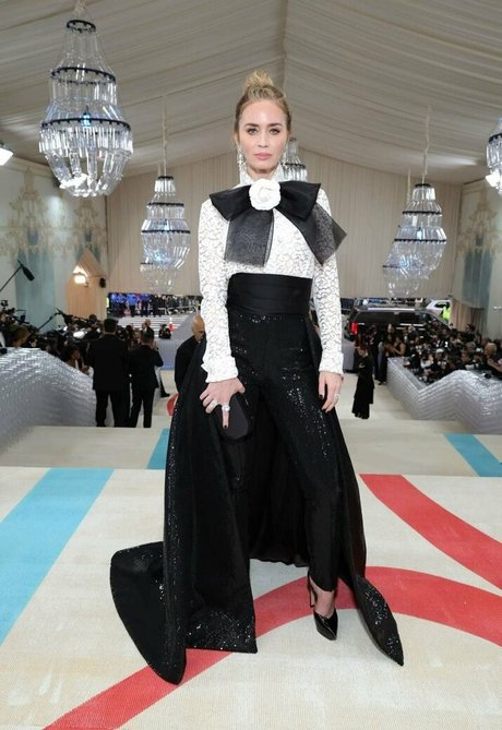 Emily Blunt nus star du porno img