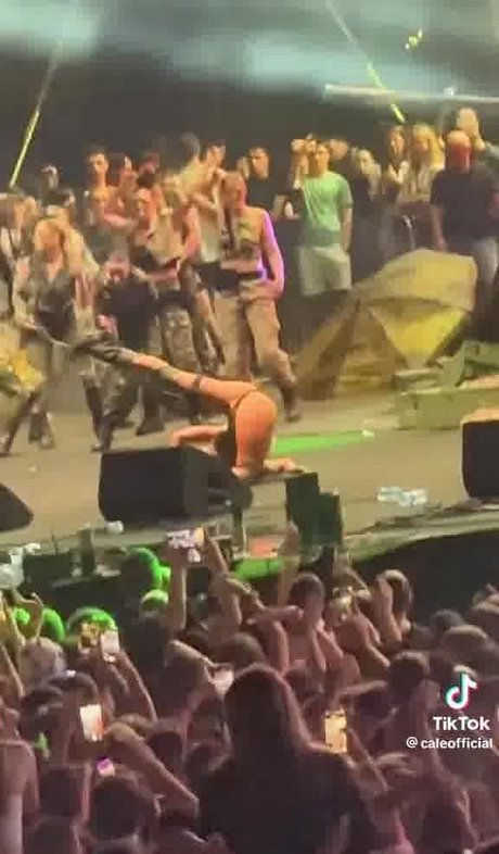 Teodora Dzehverovic actrice de sexe galeries