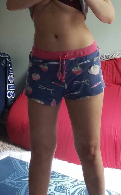 Marine star du porno en haute qualité image