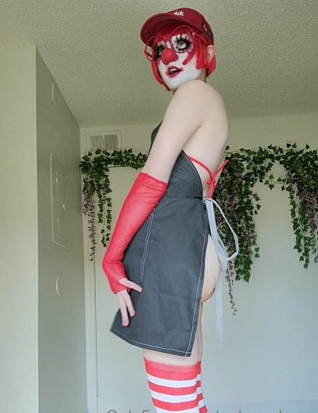 galaxyclown actrice libre des photos