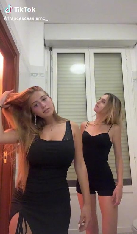 Francesca Salerno modèle meilleur galeries