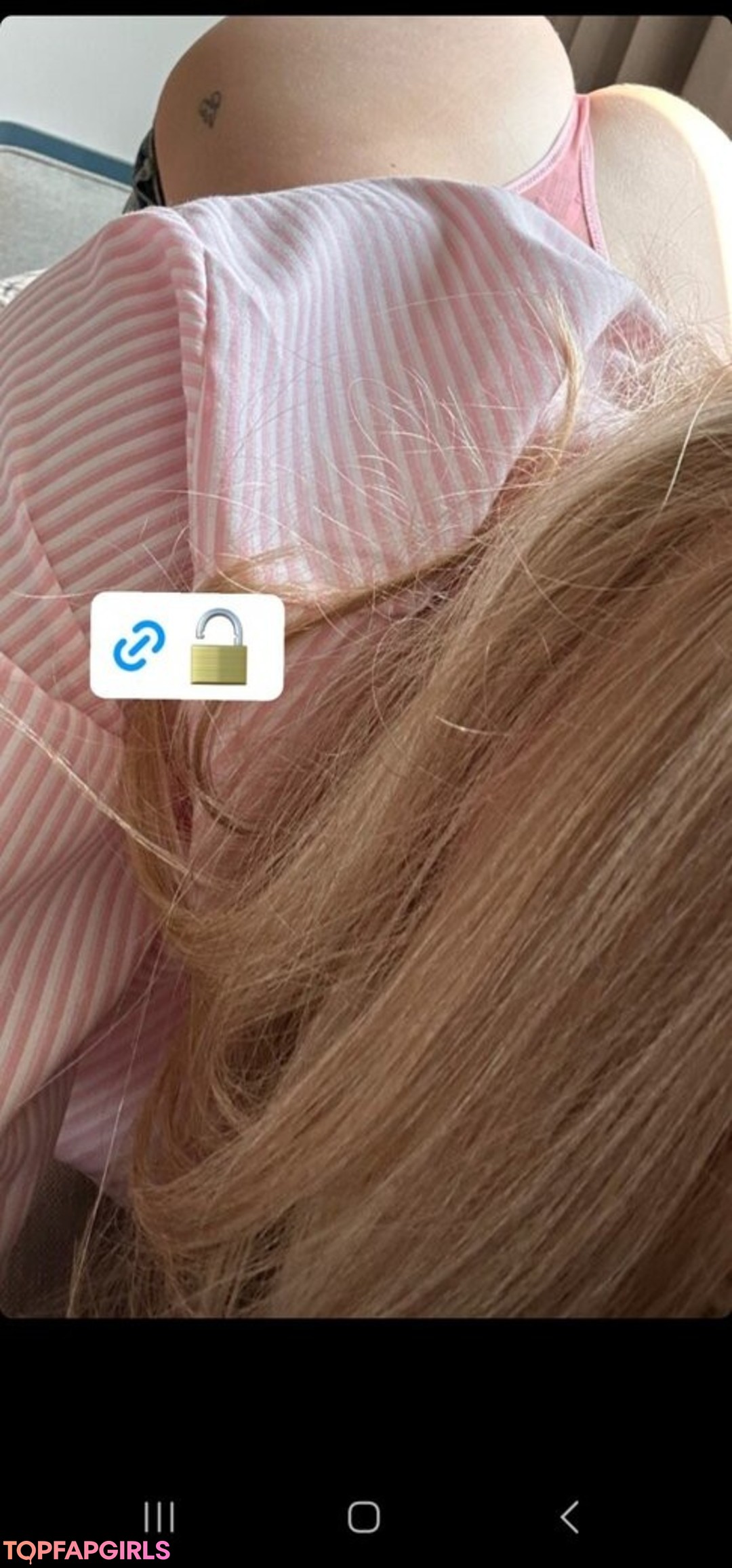 ébène courbée onlyfans bien chaud galerie