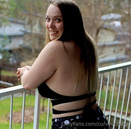 curvycutiexo meilleur modèle image