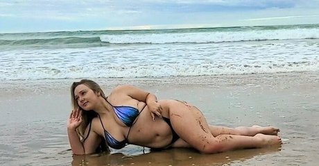 LovingLexieKent joli modèle galerie