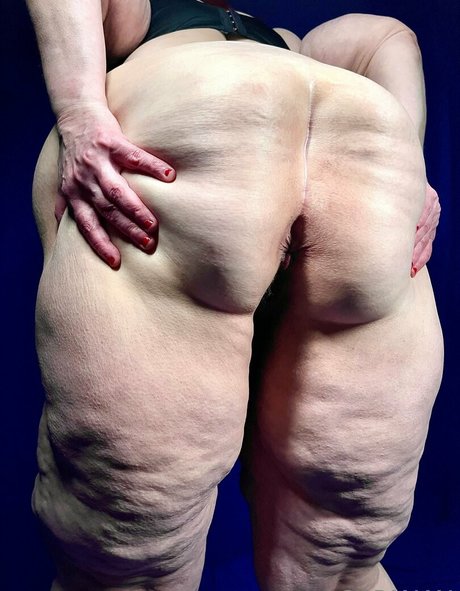 Godmama io xxx étoile galeries