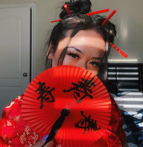 bbymeii nus de stars du porno image