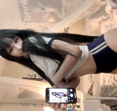 xji3lan actrice libre photos