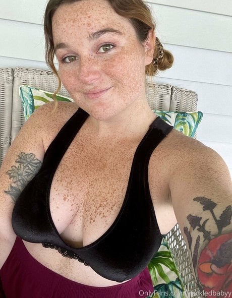 freckledbabyy sexe star du porno des photos