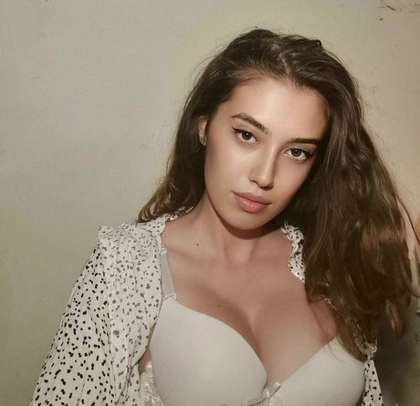 meryconlae actrice porno photos