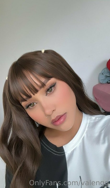 valengg star du porno nue collection