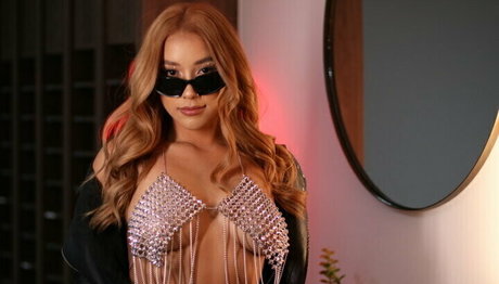 valengg modèle porno image