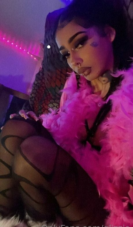 glizzjo actrice sexy galeries