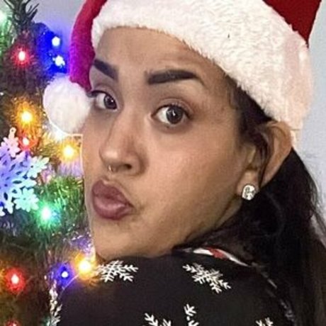 reine de pique onlyfans sexy de haute qualité photos