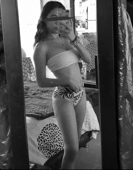 bikini ébène onlyfans parfait gratuit galerie